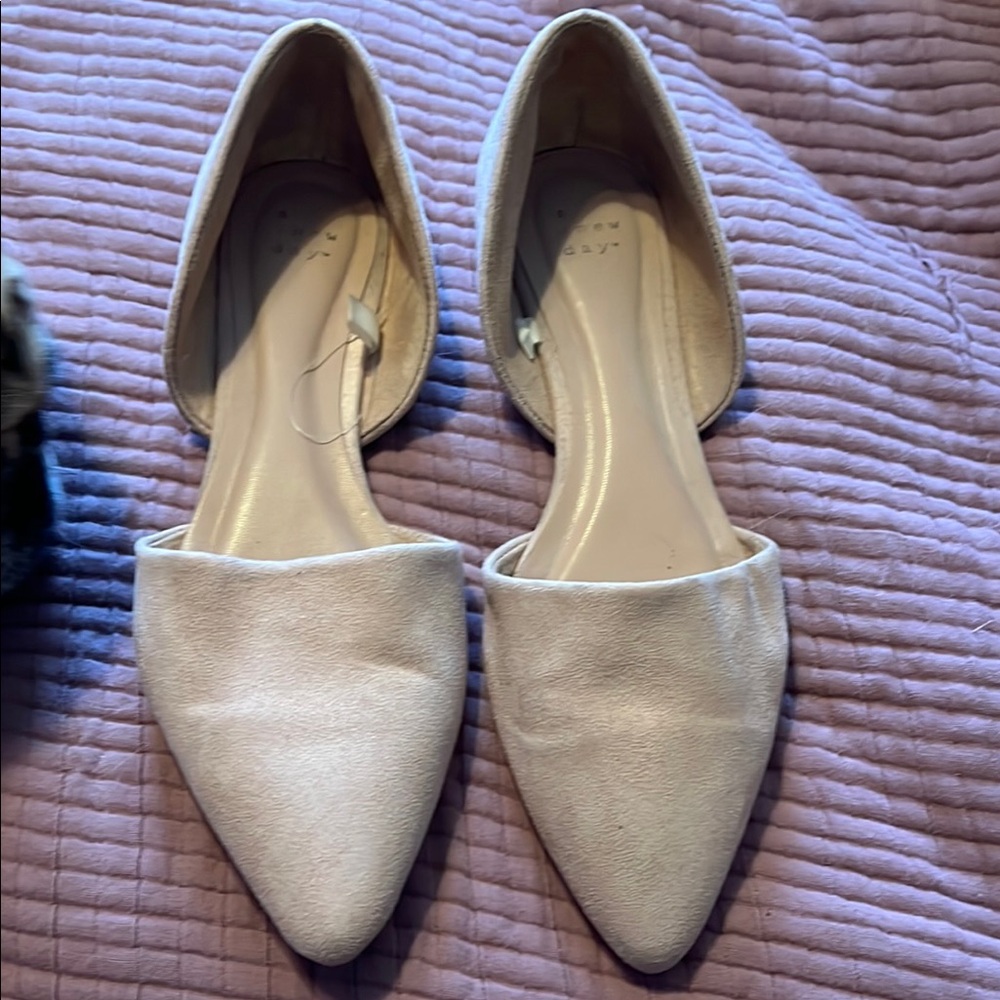 A New Day Cream Flats with Pointed Toe and Cut-Out Design